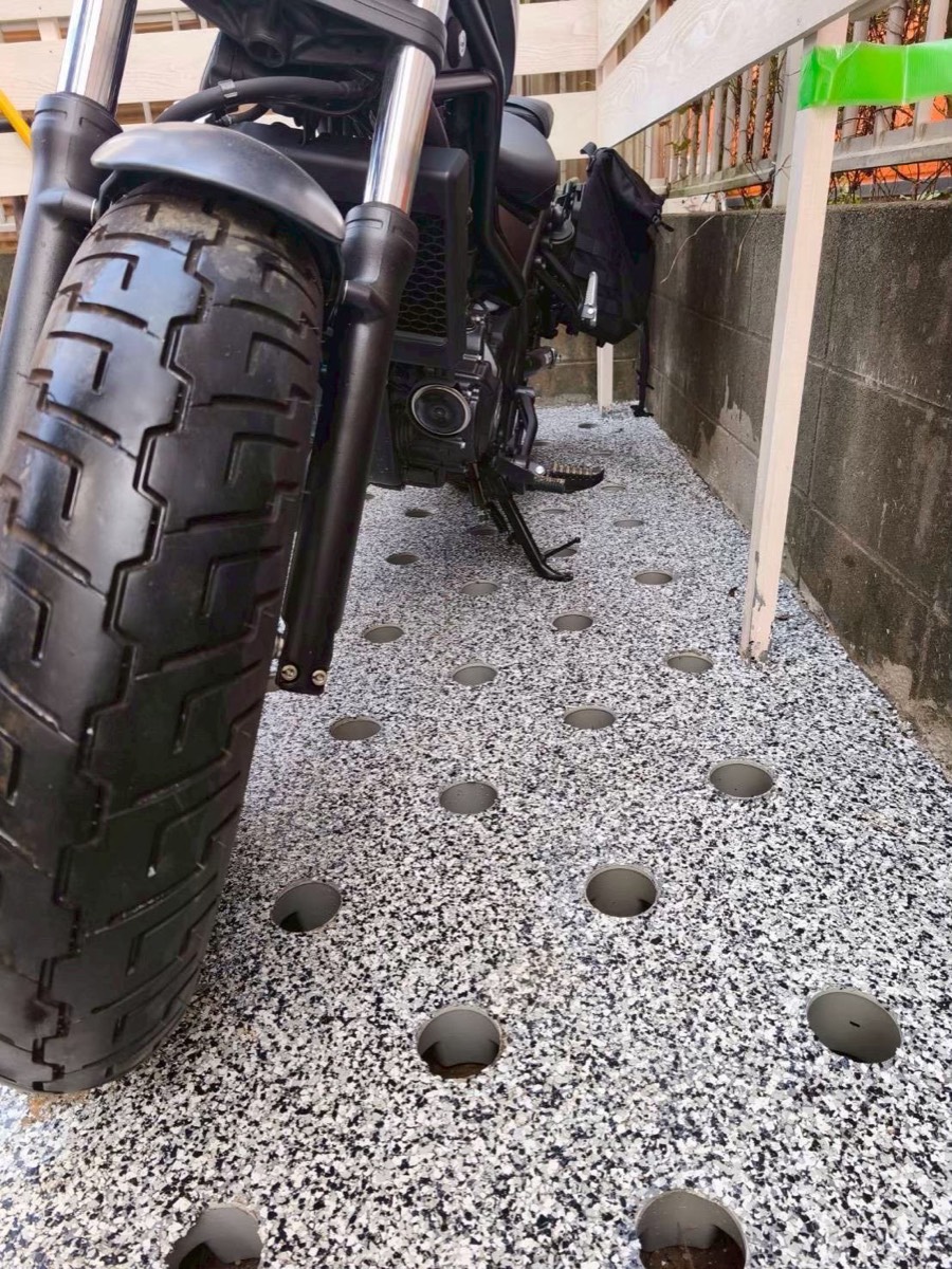 駐車場のフレーク床